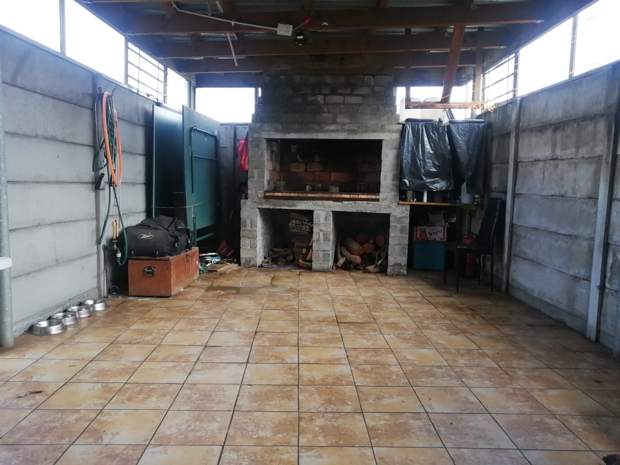 To Let 3 Bedroom Property for Rent in Mabille Park Western Cape